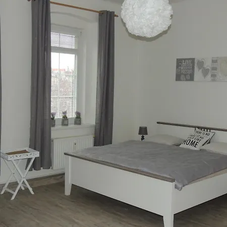 Cerny Tulipan - Apartman 4 Pilsen Exterior photo